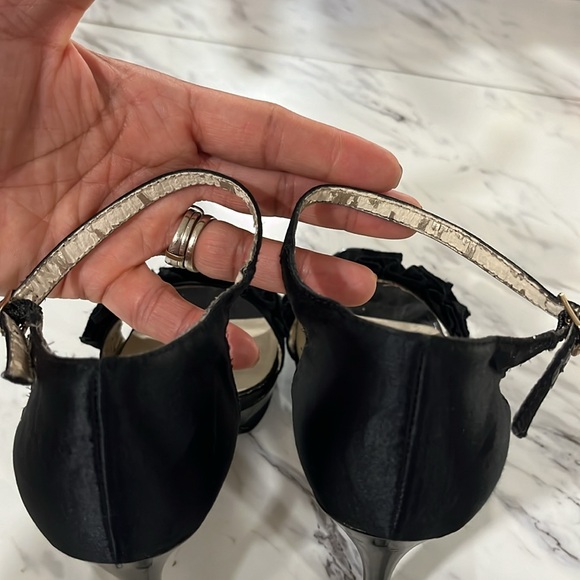 Guess size 8. 4 1/2 inch stilettos Patton, leather trim, satin ruffle across toe - Picture 6 of 6